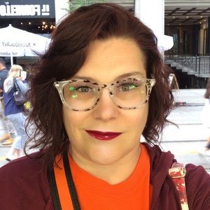 Meet your Posher, Lisa